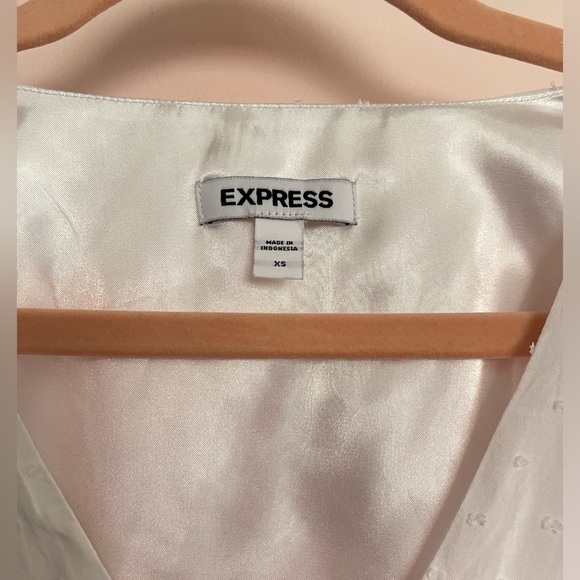 Express Clip Dot Ruffle (Faux) Wrap Dress | White/XS - Picture 5 of 16